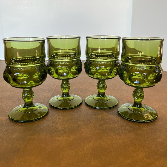 Vintage Indiana Glass King's Crown Thumbprint Stemmed Goblets Green Set of Four - Picture 1 of 8